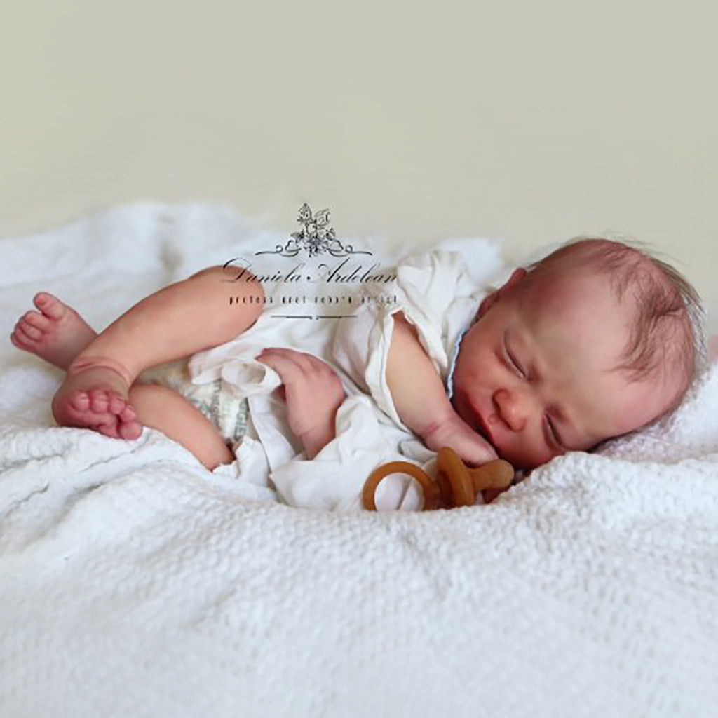 Realborn® SILICONE Isabelle Sleeping (19 Reborn Doll Kit)